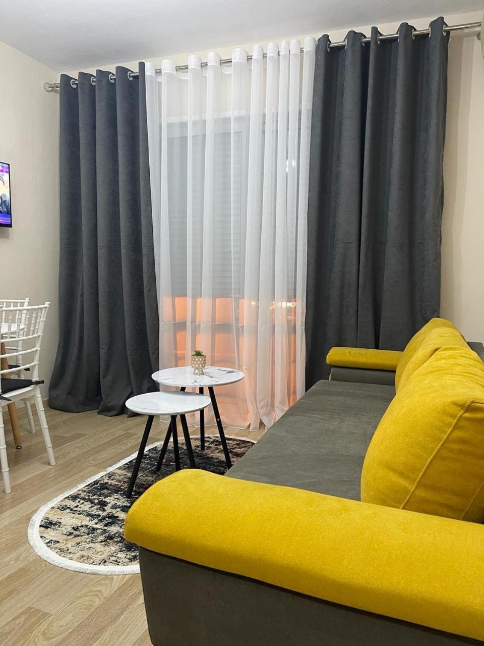 Comfort Apartment City Center Tirana Bagian luar foto